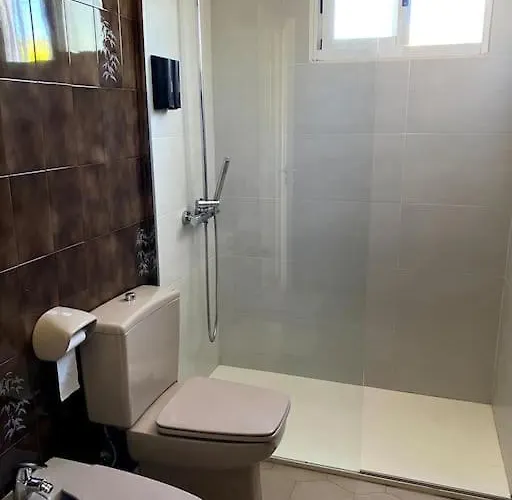 4 Habitaciones, Jardin Y Vistas Al Mar Apartmán *